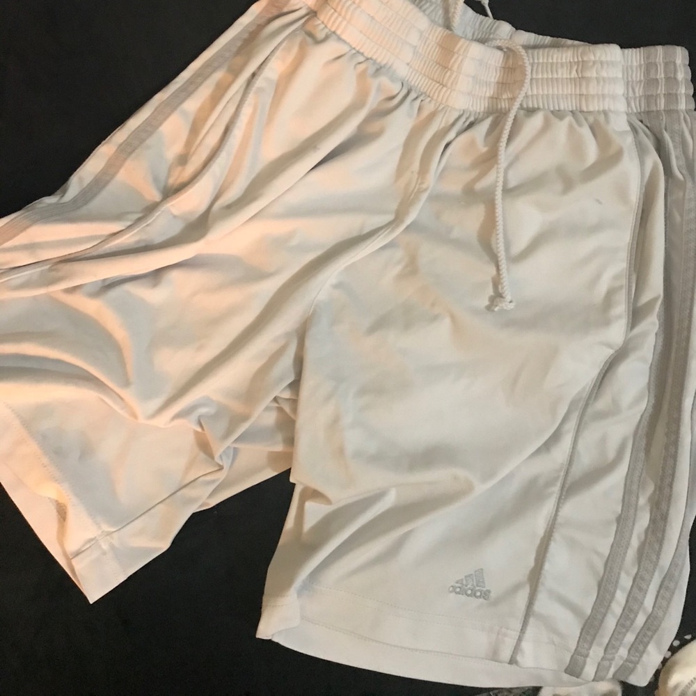 Adidas basketball shorts - white